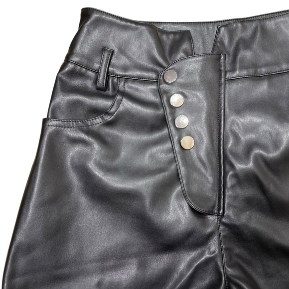 Bebe High Rise Faux Leather Button Fly Shorts in Black Size Small - Picture 4 of 7